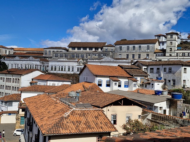 Free Houses Black Gold photo and picture