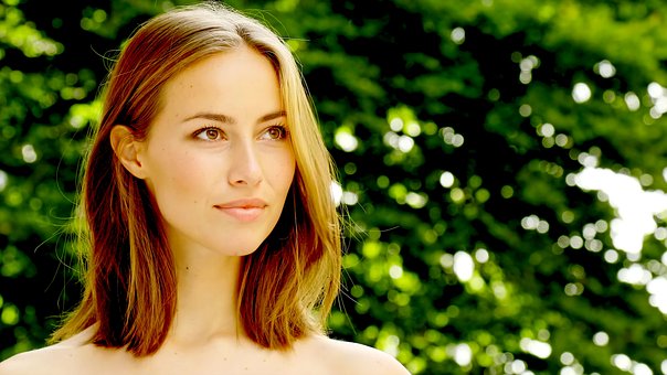 Free Woman Model photo and picture