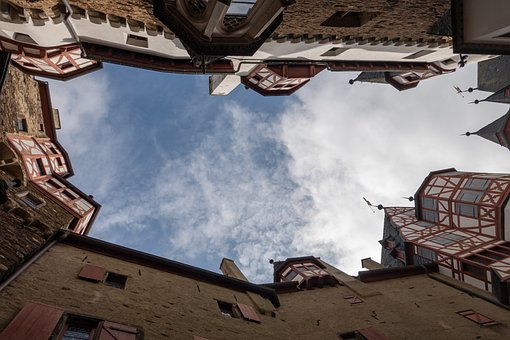 Замок, Эльц, Германия, Архитектура