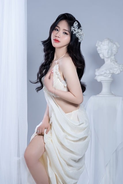 Free Woman Beautiful Flowers photo and picture
