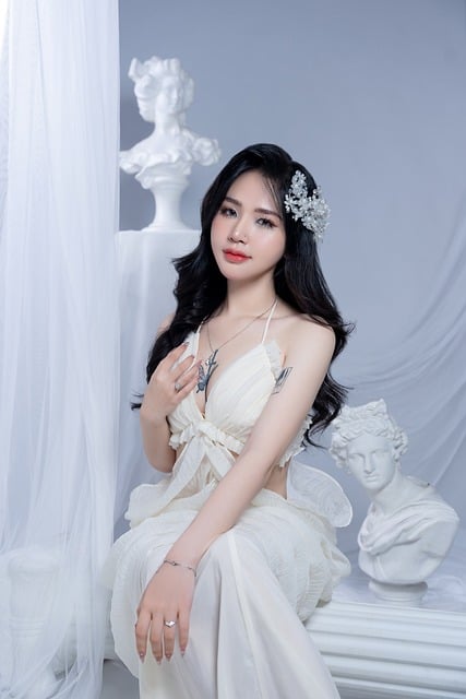 Free Woman Model photo and picture