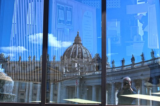 Free Mirror Reflection photo and picture