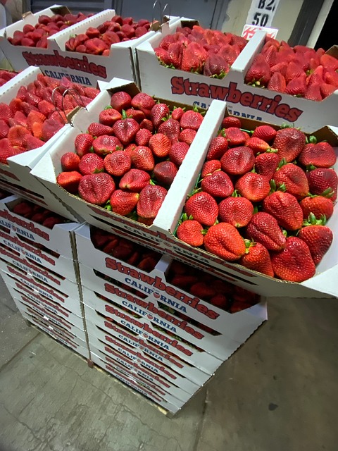 Free Strawberry Strawberries photo and picture