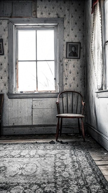 Aufgegeben, Urbex, Alte Frau, Ruinen