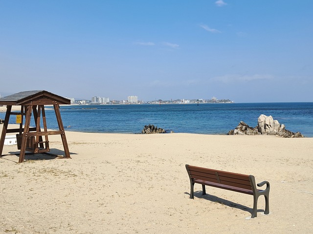 Free Break Beach photo and picture