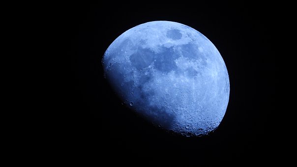 Free Luna Moon photo and picture
