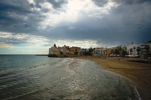 Sitges, Strand, Kirche, Katalonien