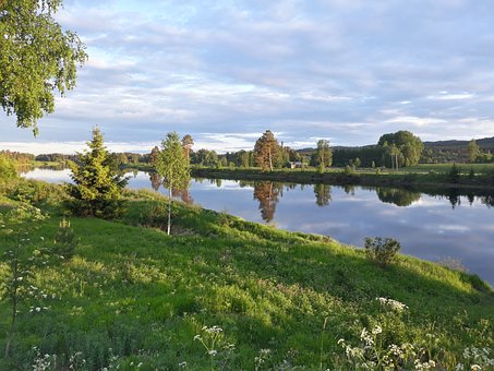 Free Summer River photo and picture