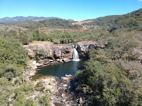 Free Three Bars Waterfall Saw Of The Vine photo and picture