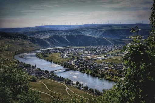 Free Flow Moselle photo and picture