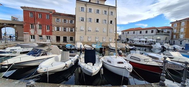 Free Port Landscape photo and picture