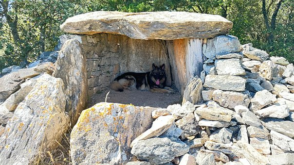 Free Dolmen Burial Chamber photo and picture