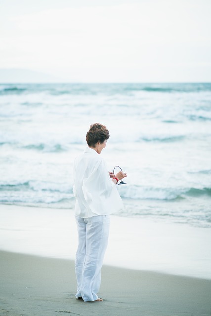 Glockenmeditation, Himalaya, Blaues Meer