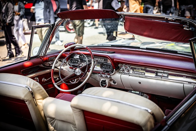Free Cadillac Interior Classic Convertible photo and picture