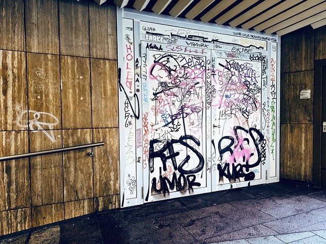 Voetgangerstunnel, Graffiti, Passage