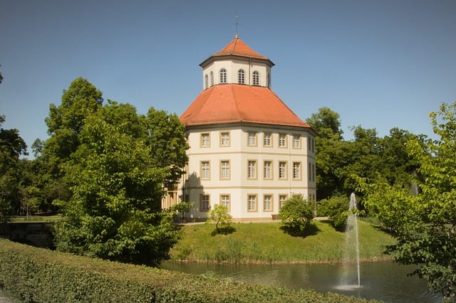 Free Castle Moated Castle photo and picture