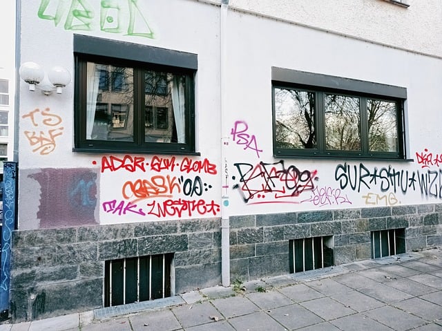 Graffiti, Stedelijke, Vandalisme