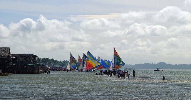 Free Local Boat photo and picture