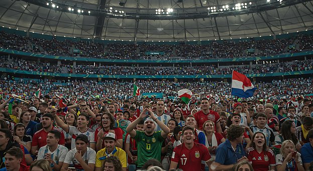 Menge, Stadion, Fans, Jubeln, Flaggen