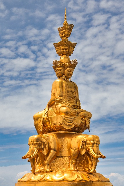 Free Statue Buddhism photo and picture