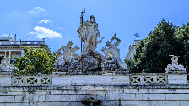 Free Italy Monument photo and picture