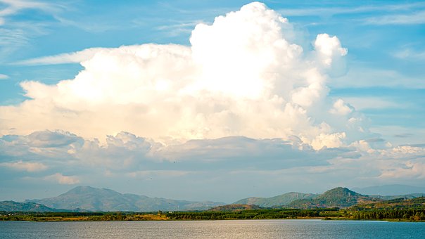 Free Scenery Lake photo and picture