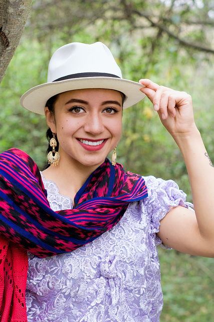 Free Chola Cholacuencana photo and picture