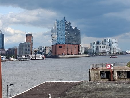 Free Elbphilharmonie Hamburg photo and picture