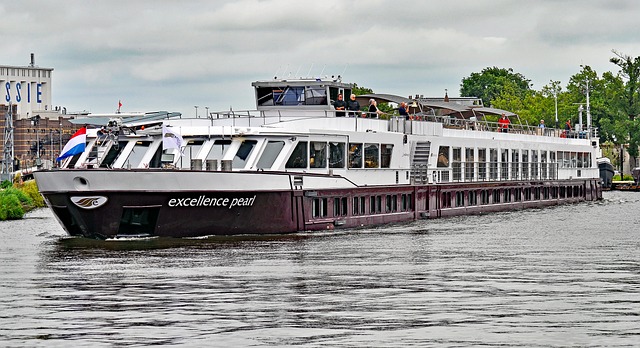 Free River The Zaan photo and picture