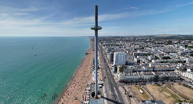 Free Brighton I360 photo and picture