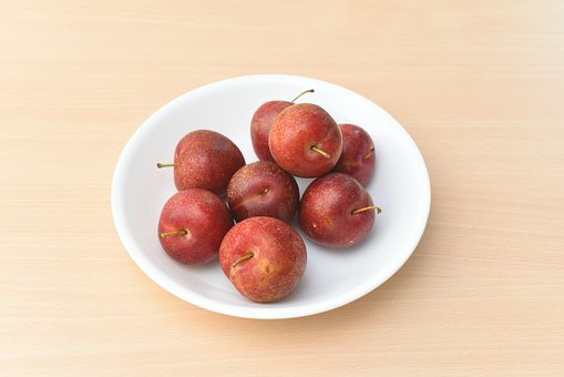 Lebensmittel, Obst, Pflaume