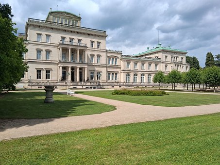 Free Villa House photo and picture
