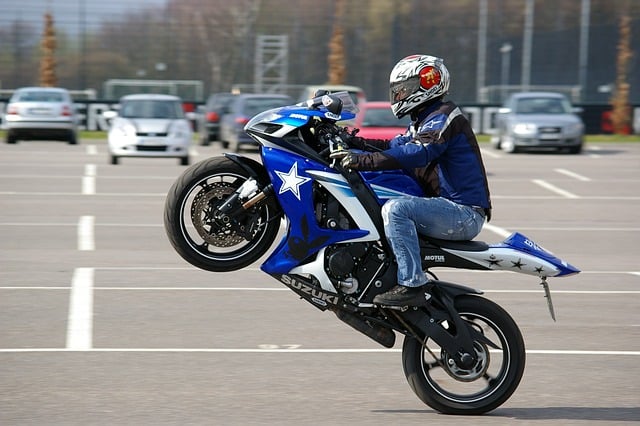Free Motorcycle Suzuki photo and picture