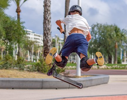 Scooter, Springen, Skatepark, Cannes