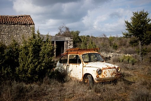 Free Abandoned Car photo and picture