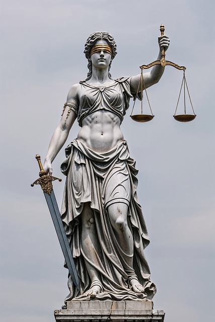 Justitia Clean Justitia Gerechtigkeit Gesetz - Kostenloses Bild auf Pixabay