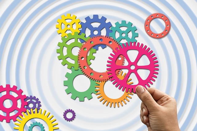 Free gears sabotage mechanism illustration