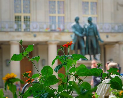 Free Weimar Theatre Square photo and picture