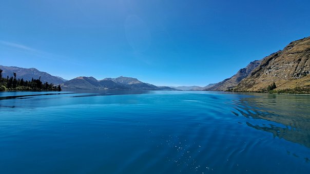 Queenstown, Nueva Zelanda, Lago Wakatipu