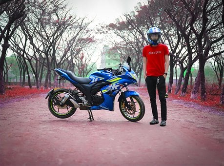 Foto De Jovem Motociclista