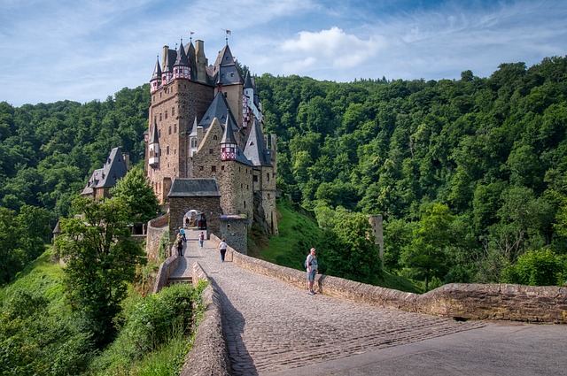 Free Castle Castle Complex photo and picture