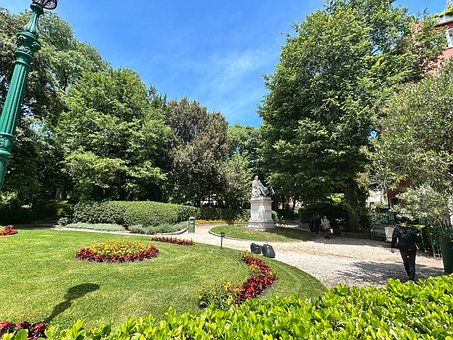 Free Park Venice photo and picture