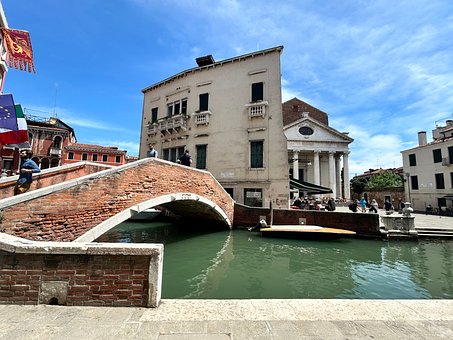 Free Veneto Venice photo and picture