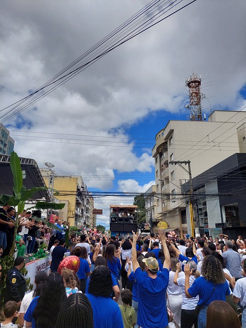 Borgerlig Parade, Lineær, Elektrisk Trio
