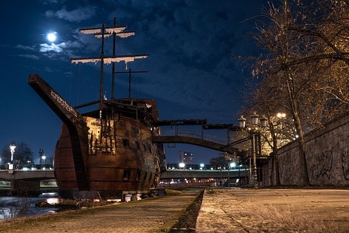 Free Skopje Northern Macedonia photo and picture