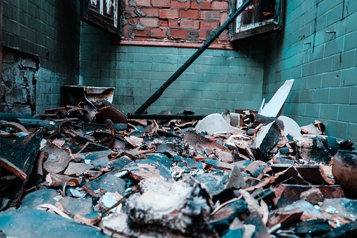 Free Abandoned Building photo and picture