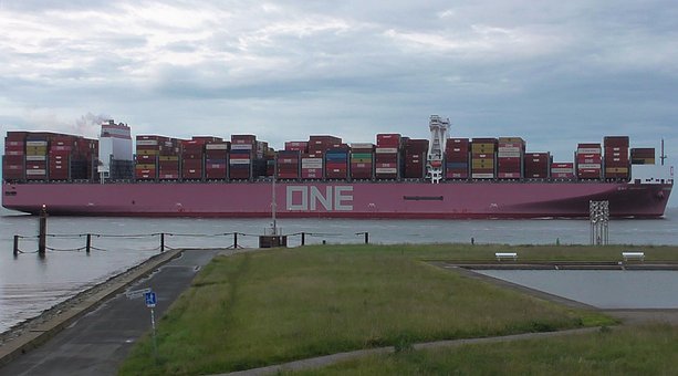Un Infinito, Barco Mercante