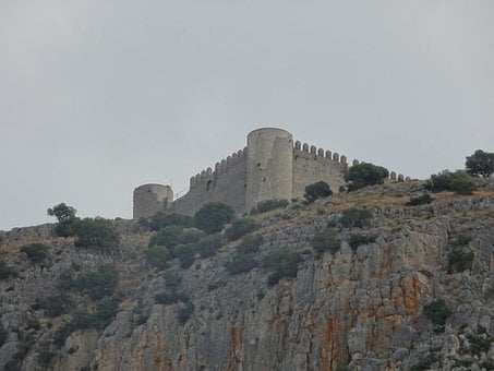 Free Castle Mountain Climb photo and picture
