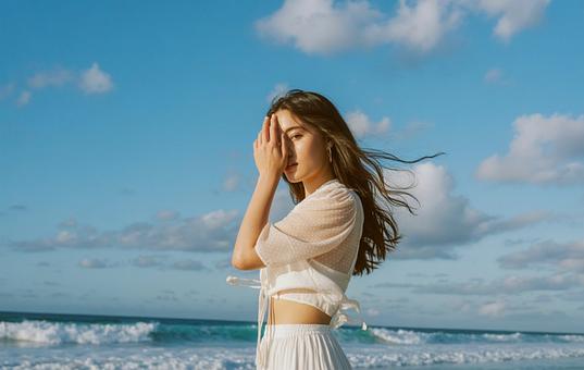 Free Ai Generated Woman photo and picture