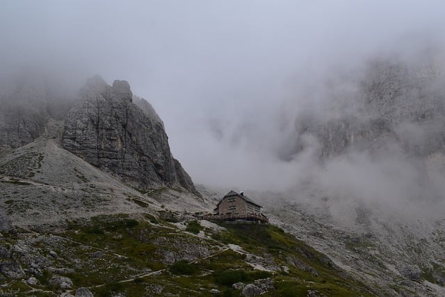Free Refuge Mountain photo and picture